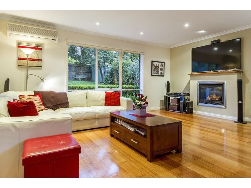 12 Darlington Avenue, Wheelers Hill VIC 3150