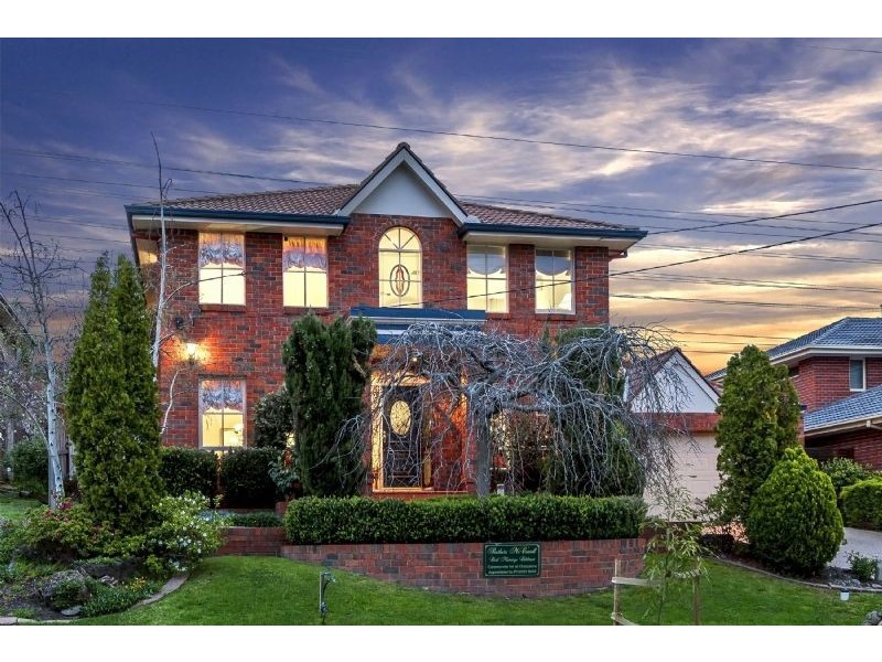 12 Darlington Avenue, Wheelers Hill VIC 3150