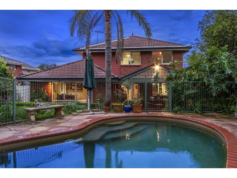 12 Darlington Avenue, Wheelers Hill VIC 3150