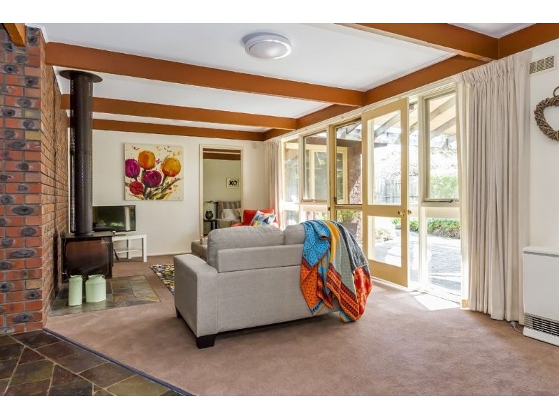 7 Chatswood Close, Glen Waverley VIC 3150