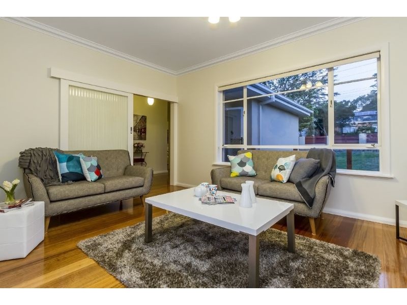 15 Jeffrey Street, Mount Waverley VIC 3149