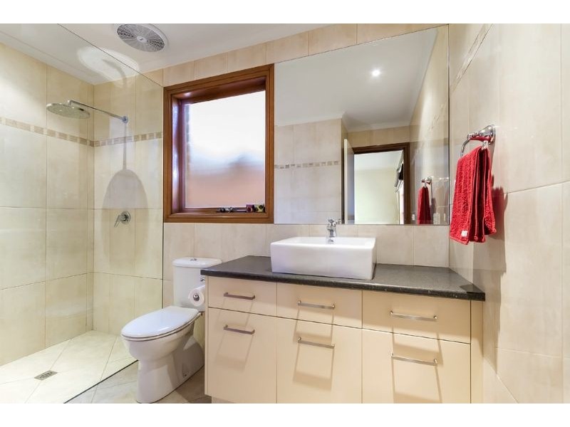 3/4 Howell Drive, Mount Waverley VIC 3149