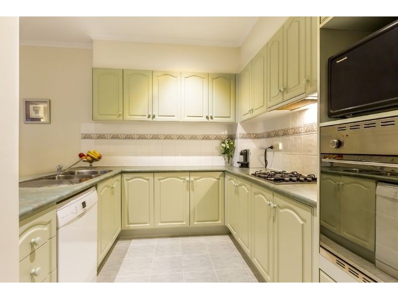 21 The Rise, Glen Waverley VIC 3150