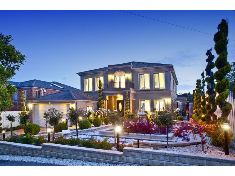 12 Mandowie Road, Glen Waverley VIC 3150