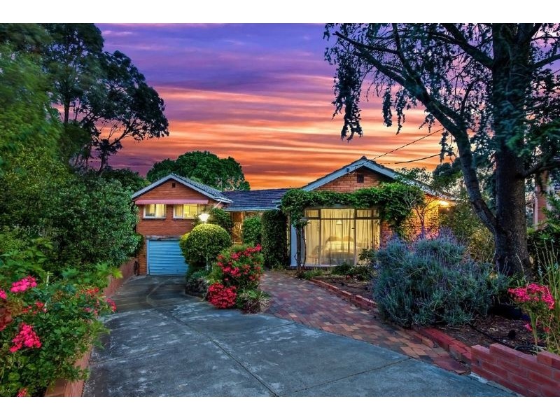 4 Doorawarrah Court, Mount Waverley VIC 3149