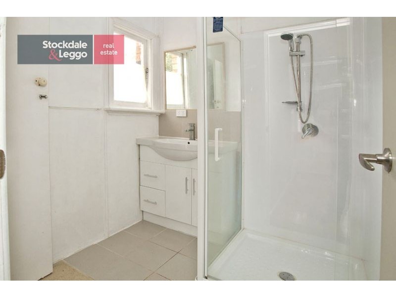 26 Avondale Grove, Mount Waverley VIC 3149