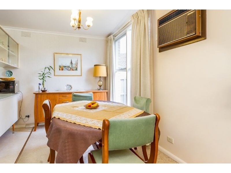 17 Lindwall Street, Glen Waverley VIC 3150