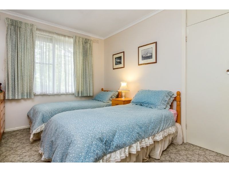 16 Joyce Avenue, Glen Waverley VIC 3150