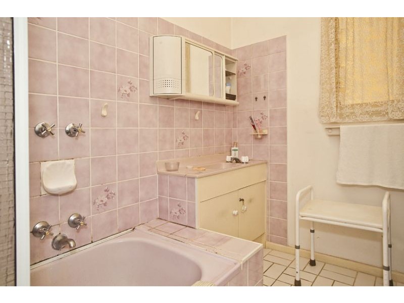 3 Lee Avenue, Springvale VIC 3171