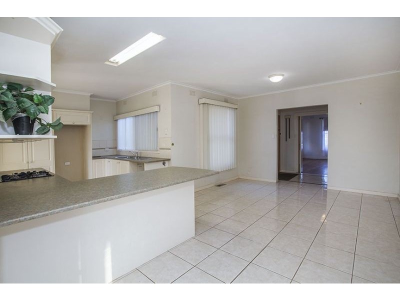 53 Wilson Road, Glen Waverley VIC 3150