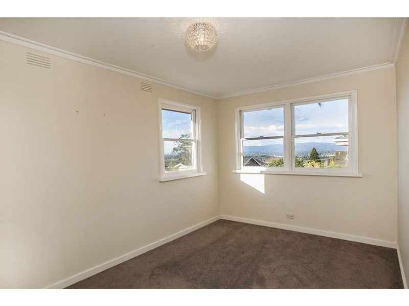 53 Wilson Road, Glen Waverley VIC 3150