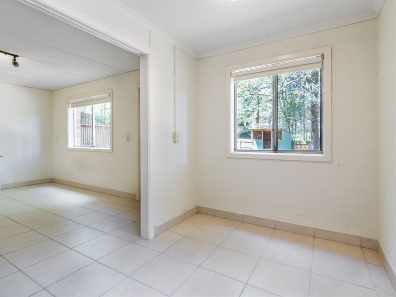 39 Packham Crescent, Glen Waverley VIC 3150