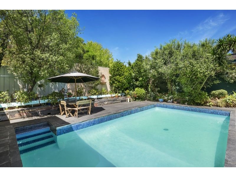 4 Monomeith Crescent, Mount Waverley VIC 3149