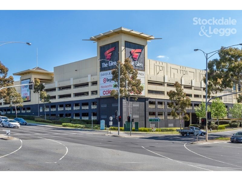 811/39 Kingsway, Glen Waverley VIC 3150