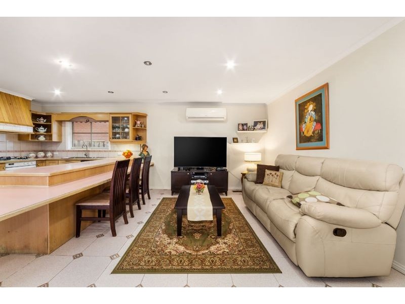 39 Remington Drive, Glen Waverley VIC 3150