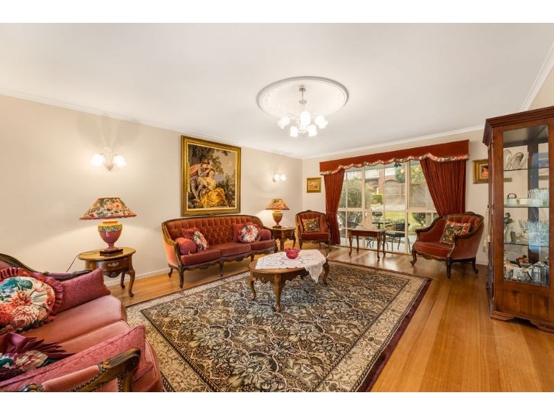 39 Remington Drive, Glen Waverley VIC 3150