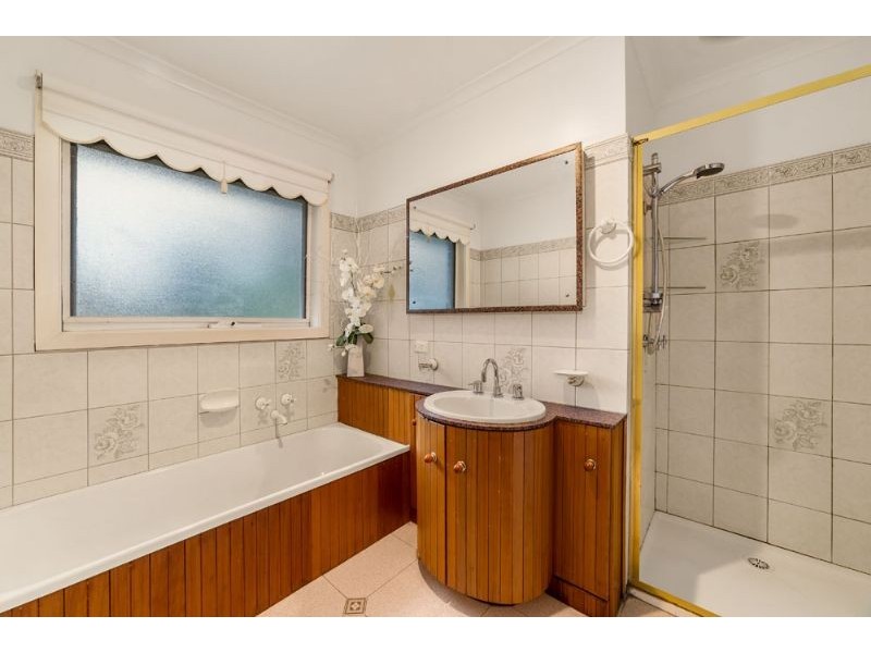 39 Remington Drive, Glen Waverley VIC 3150