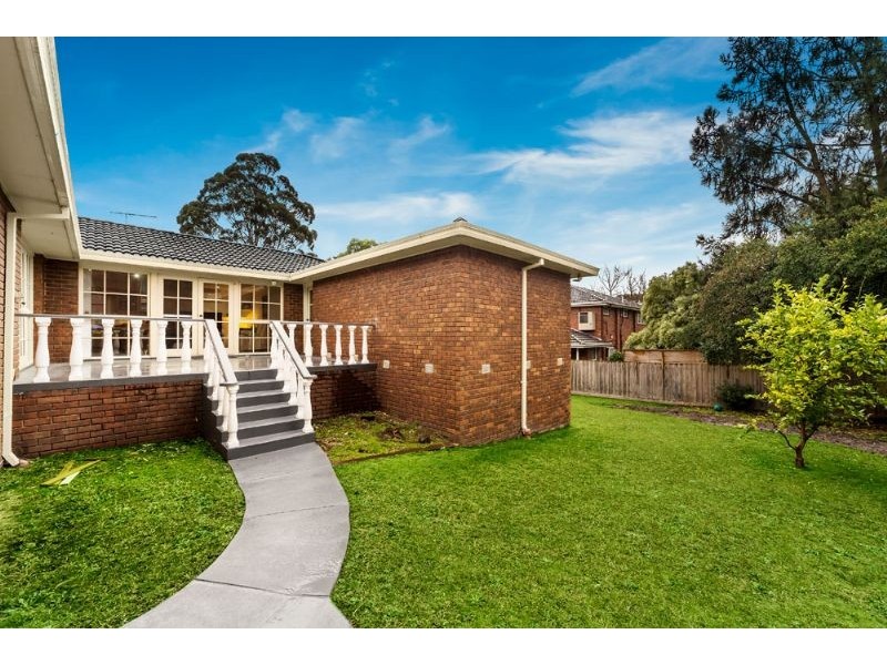 39 Remington Drive, Glen Waverley VIC 3150