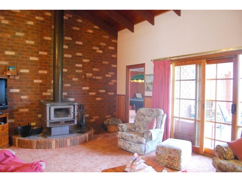 304 Cape Paterson Road, Cape Paterson VIC 3995