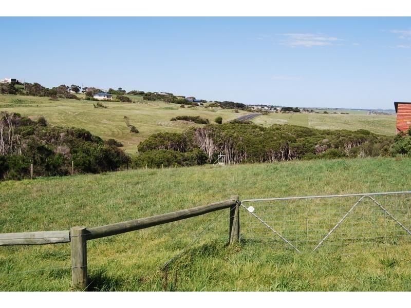 1 Mabilia Road, Kilcunda VIC 3995