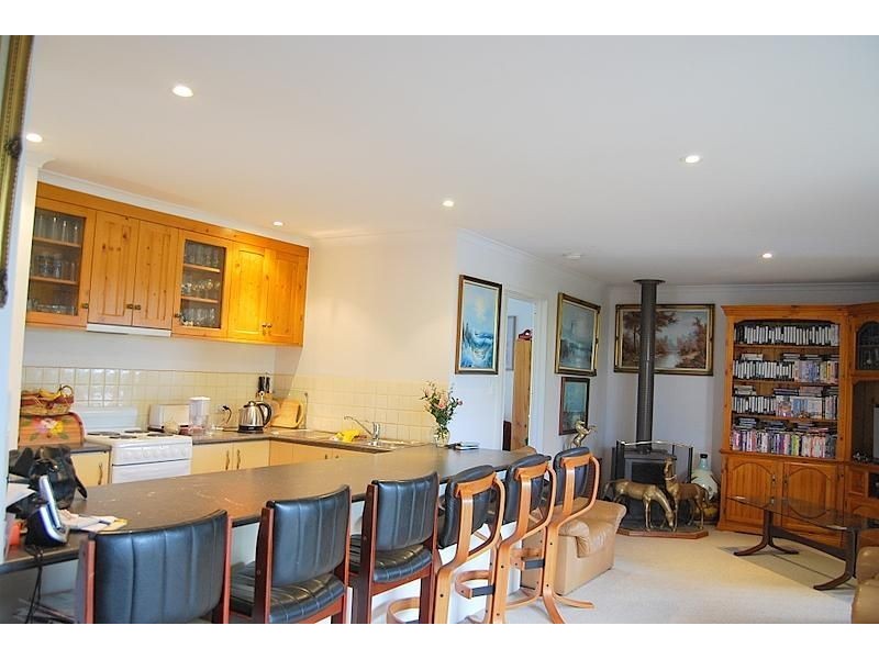 2 Malcolm Drive, Grantville VIC 3984