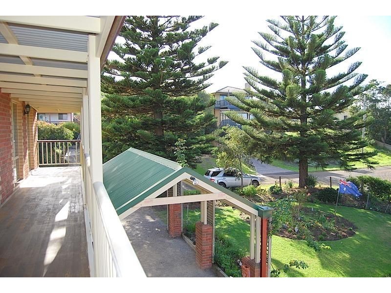 9 Scenic Road, Cape Paterson VIC 3995