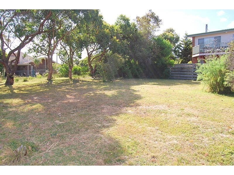 4 Coral Street, Cape Paterson VIC 3995