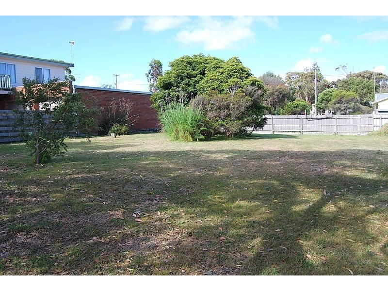 4 Coral Street, Cape Paterson VIC 3995