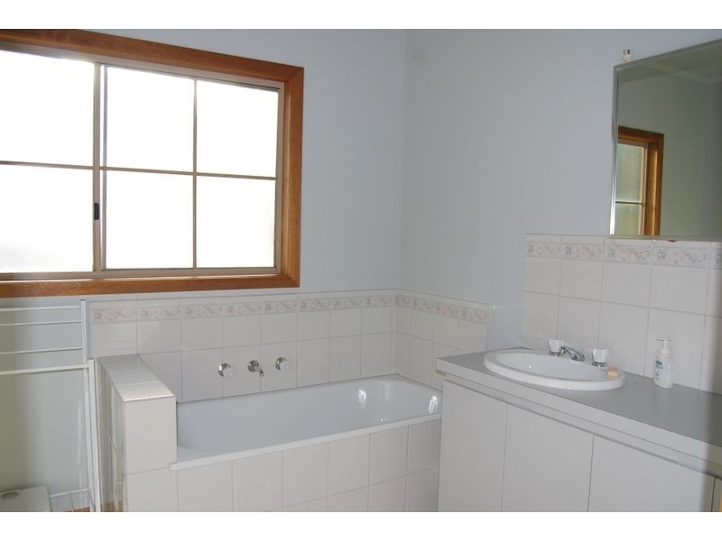 4 Valck Eyrie, Coronet Bay VIC 3984