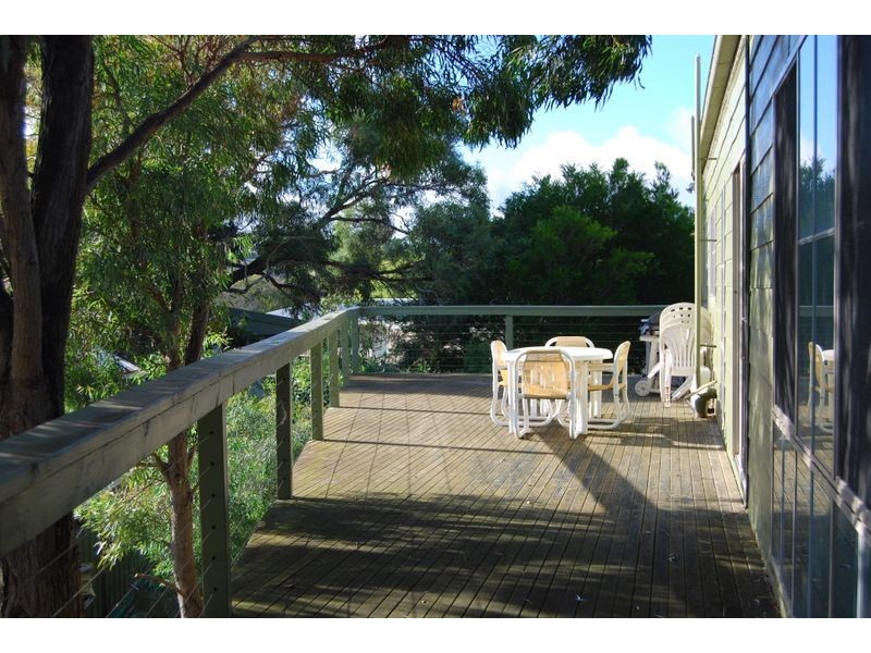 4 Valck Eyrie, Coronet Bay VIC 3984