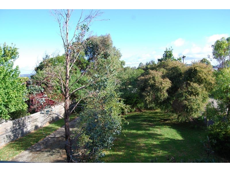 4 Valck Eyrie, Coronet Bay VIC 3984