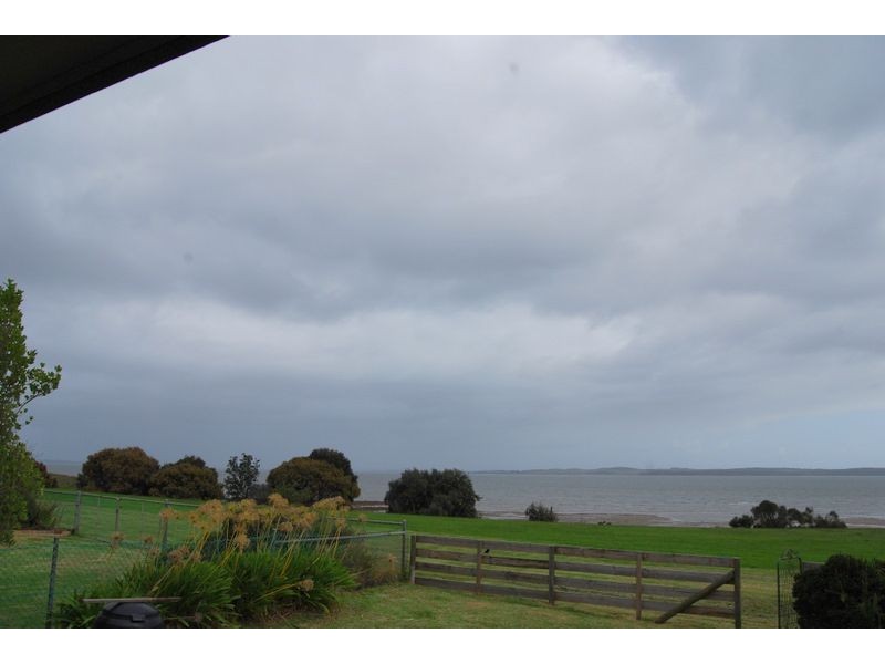 9 Champs Elysees Esplanade, Coronet Bay VIC 3984