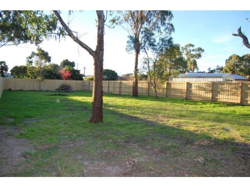 23 Hughes St, Corinella VIC 3984