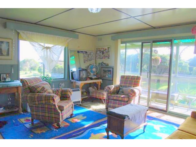 30 Kallay Dr, Pioneer Bay VIC 3984