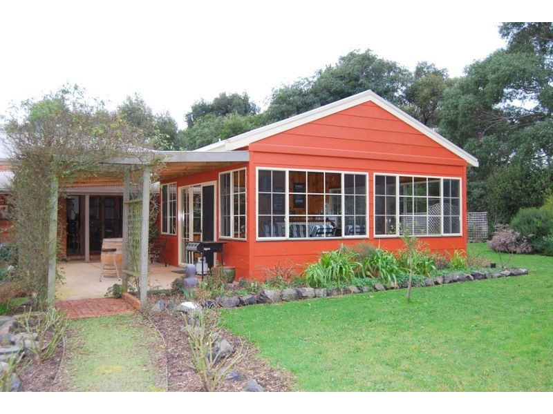 Wattle Bank VIC 3995