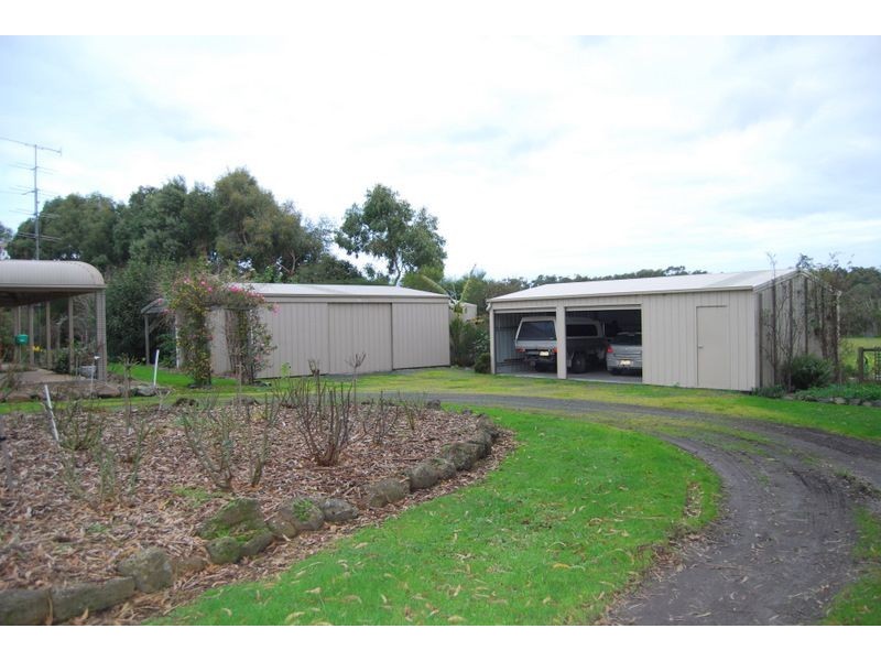 Wattle Bank VIC 3995