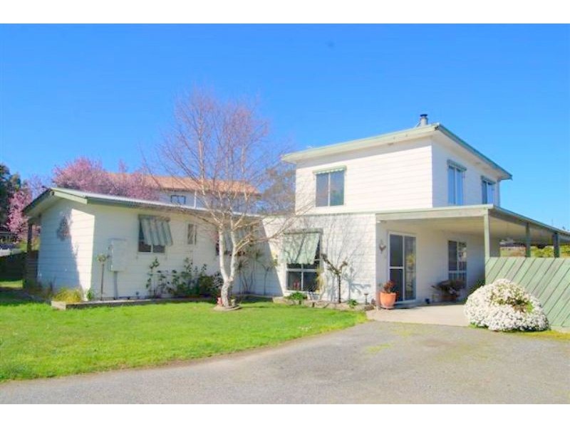 18 Queensferry Rd, Grantville VIC 3984