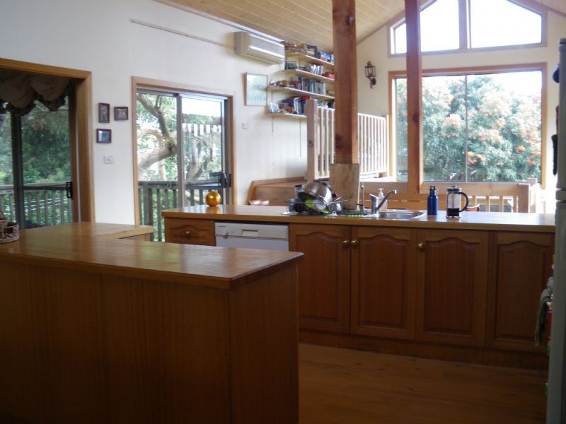 35 Lohr Ave, Inverloch VIC 3996