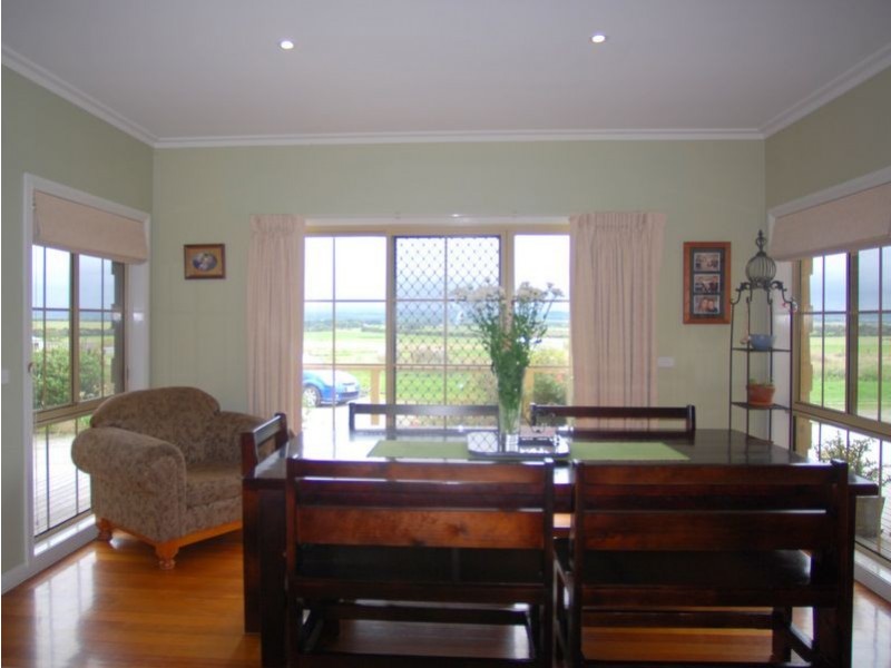 33 Regency Drive, Wonthaggi VIC 3995