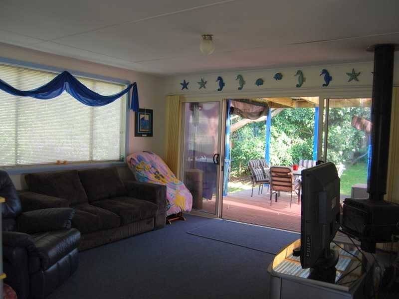 47 Seabreeze Parade, Cape Paterson VIC 3995