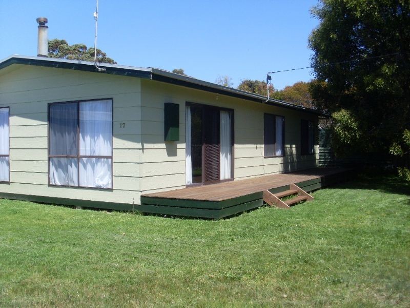 17 Anglers Rd, Cape Paterson VIC 3995