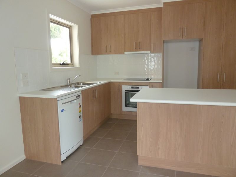 1 & 2/23 Broome Cres, Wonthaggi VIC 3995