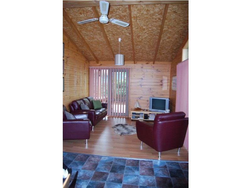 4 Cashin Street, Inverloch VIC 3996