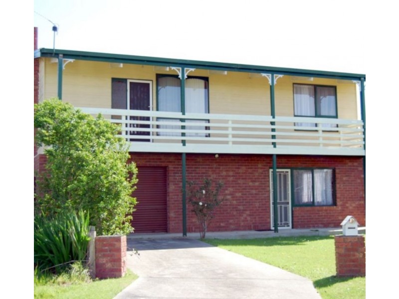 6 Usher Court, Inverloch VIC 3996