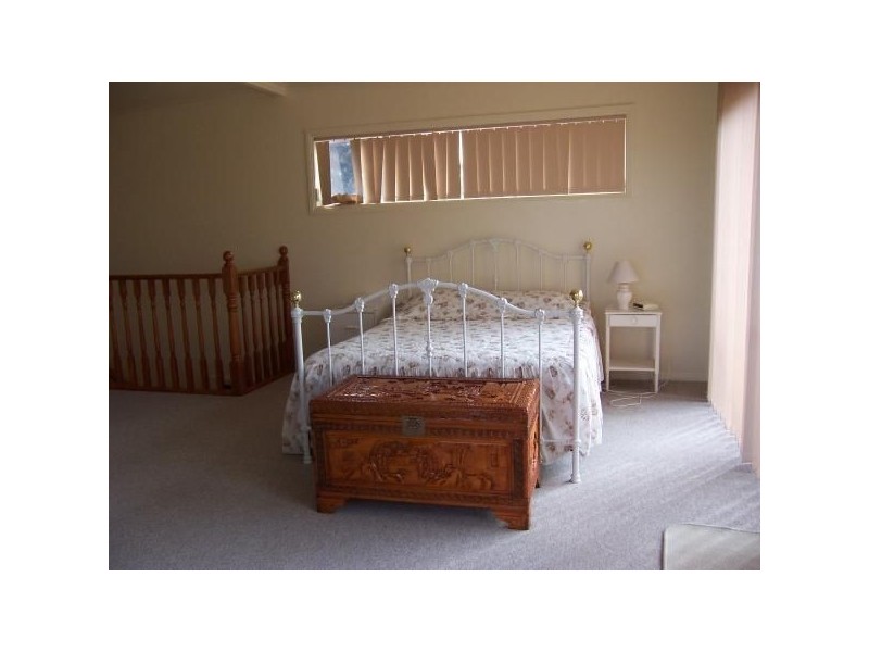 82 Bayview Avenue, Inverloch VIC 3996