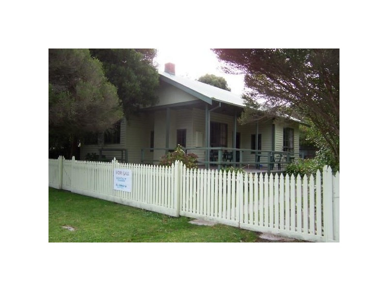 19 High Street, Inverloch VIC 3996