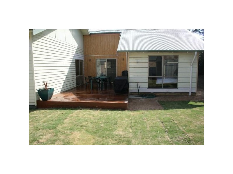 19 High Street, Inverloch VIC 3996