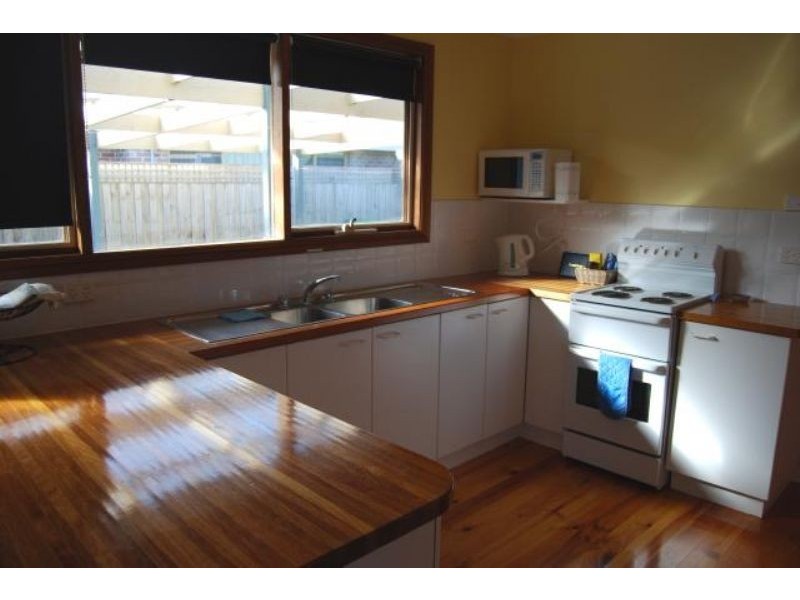 6 Pier Road, Inverloch VIC 3996