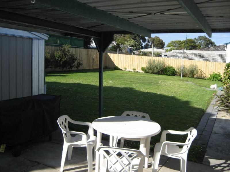 3 Darling Avenue, Inverloch VIC 3996