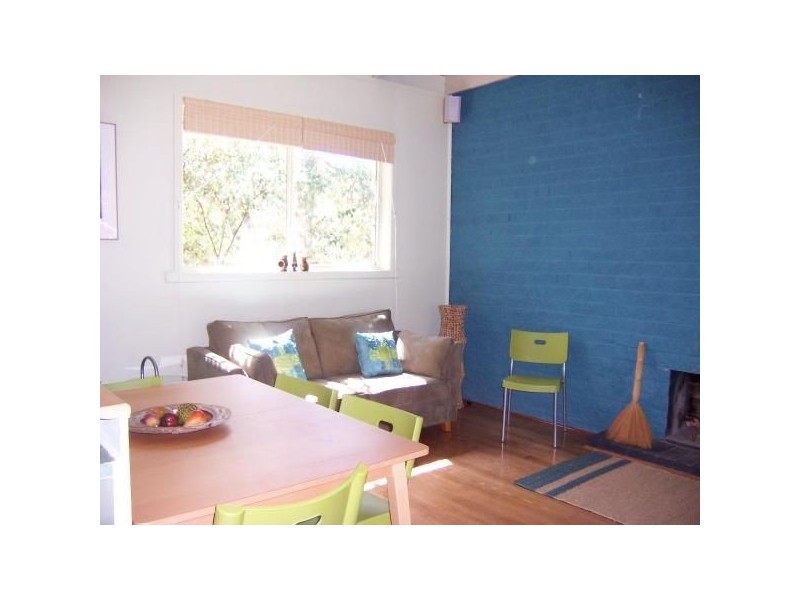 132 Lohr Avenue, Inverloch VIC 3996